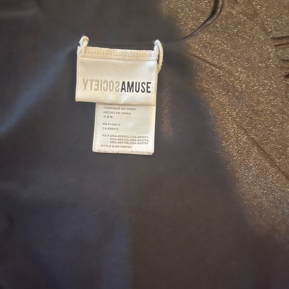 Brand : Amuse Society - Picture 3 of 7